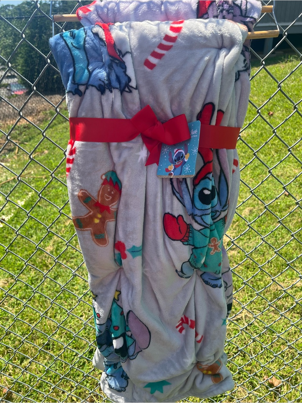 Disney Holiday Stitch and angel double blanket